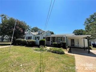 765 N Church Street, Mooresville, NC 28115