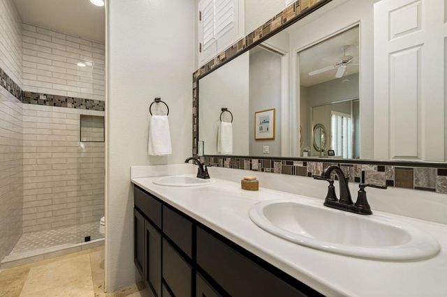 65 Laken Lane, Palm Desert, CA 92211