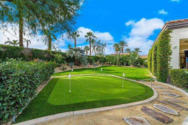 65 Laken Lane, Palm Desert, CA 92211