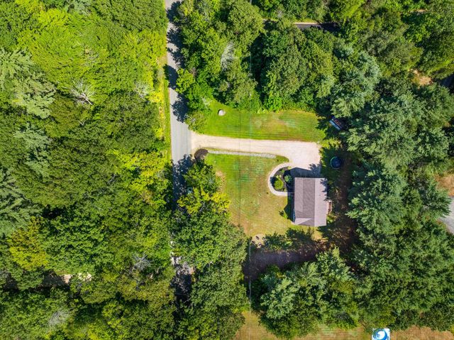 254 Seven Pines Road, Holderness, NH 03245