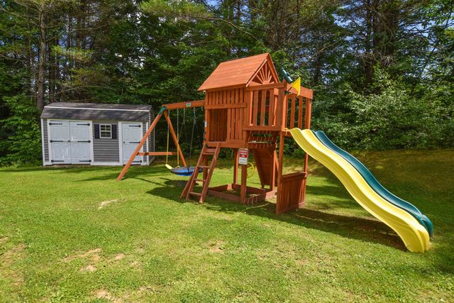 254 Seven Pines Road, Holderness, NH 03245