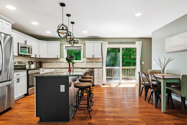 254 Seven Pines Road, Holderness, NH 03245