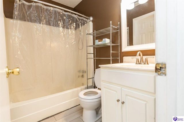 23 W Airview Drive, Elizabethtown, KY 42701