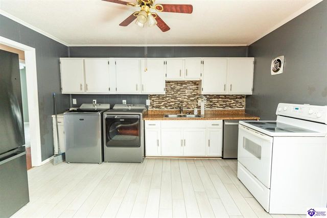 23 W Airview Drive, Elizabethtown, KY 42701