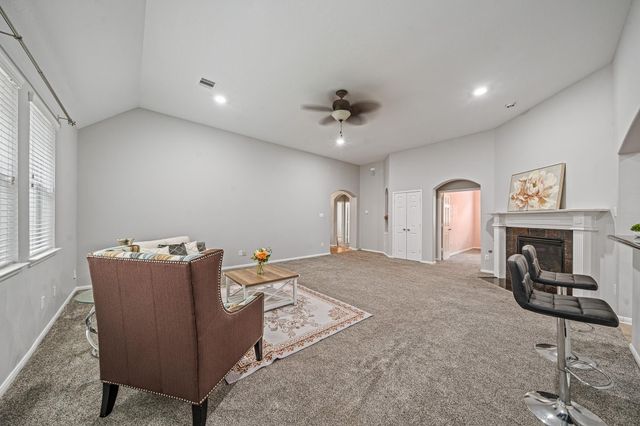 14127 Grovemist Lane, Houston, TX 77082