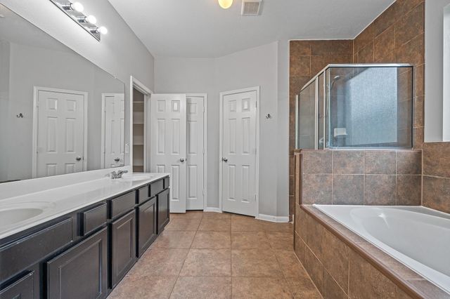 14127 Grovemist Lane, Houston, TX 77082