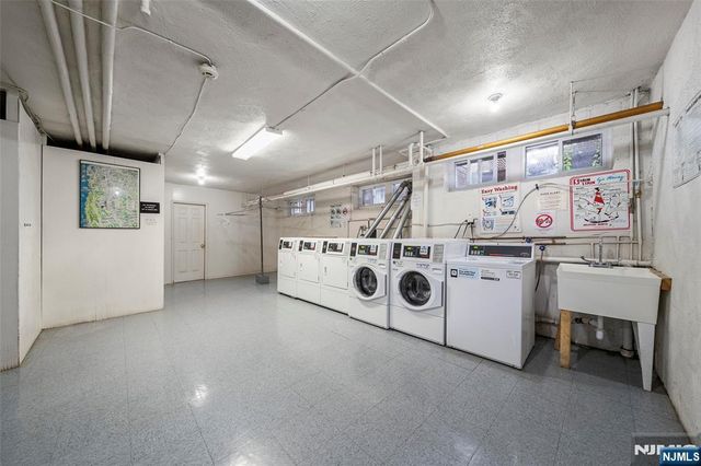 2200 Center Avenue D1, Fort Lee, NJ 07024