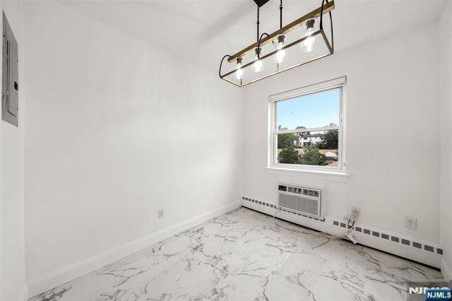 2200 Center Avenue D1, Fort Lee, NJ 07024