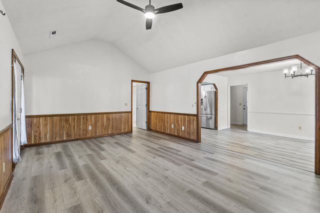 1569 Crowndale Drive, Sumter, SC 29150