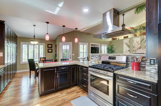 1854 E Brandywine Lane, Fresno, CA 93720