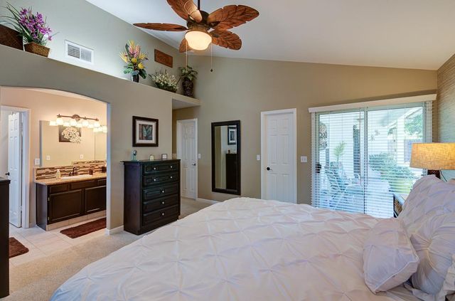 1854 E Brandywine Lane, Fresno, CA 93720