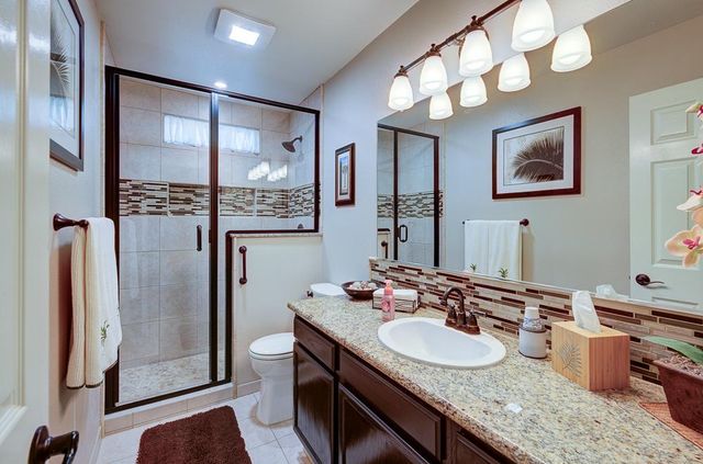 1854 E Brandywine Lane, Fresno, CA 93720
