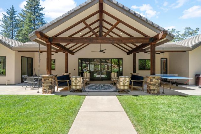 1520 Ridgemore Dr, Meadow Vista, CA 95722