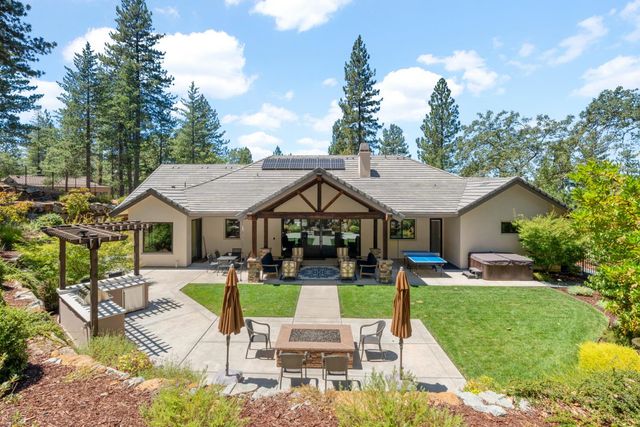 1520 Ridgemore Dr, Meadow Vista, CA 95722