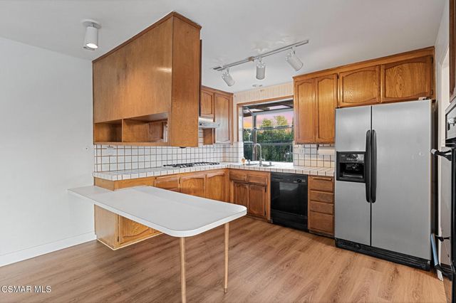 7031 Rivol Road, West Hills, CA 91307