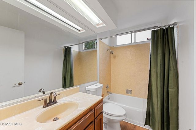 7031 Rivol Road, West Hills, CA 91307