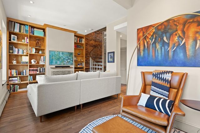 19 Milford 3, Boston, MA 02118