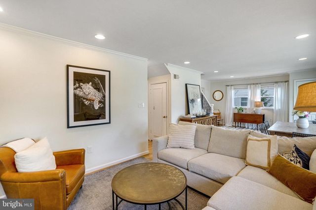 6626 CAVALIER DR, Alexandria, VA 22307