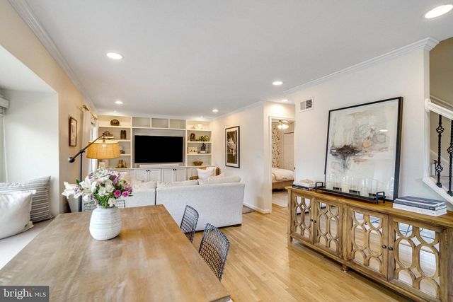 6626 CAVALIER DR, Alexandria, VA 22307