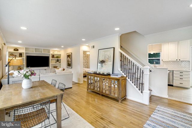 6626 CAVALIER DR, Alexandria, VA 22307