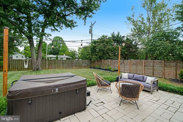 6626 CAVALIER DR, Alexandria, VA 22307