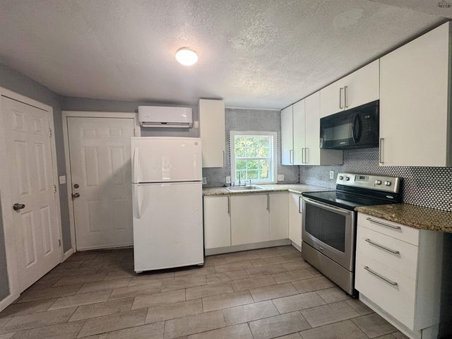 2142 AVENUE F, Wichita Falls, TX 76309