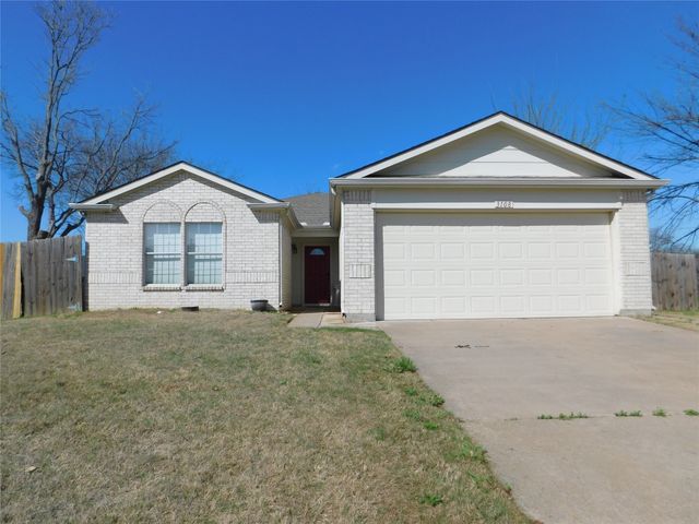 3108 Pinehurst Court, Denton, TX 76210