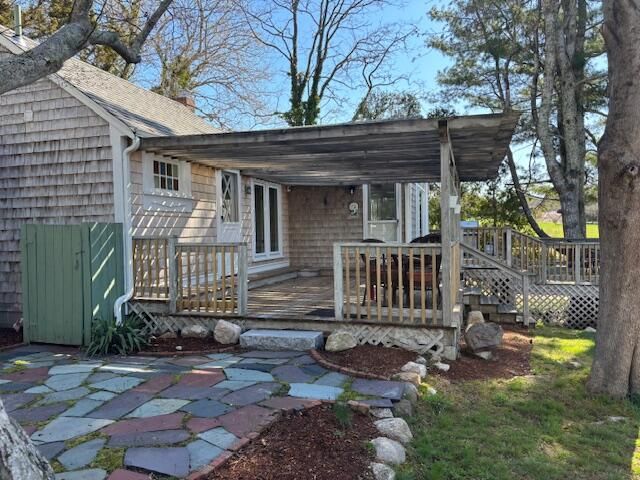 981 River Road, Marstons Mills, MA 02648