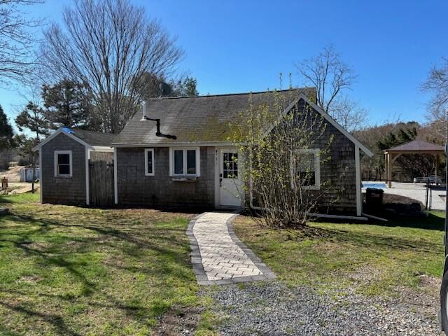 981 River Road, Marstons Mills, MA 02648