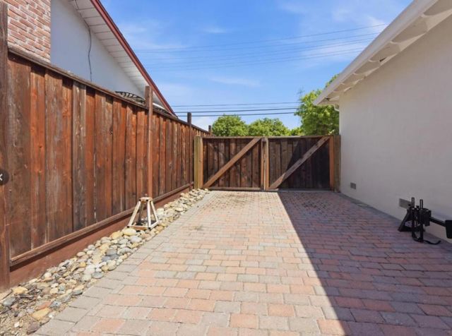 5501 Camden Avenue, San Jose, CA 95124