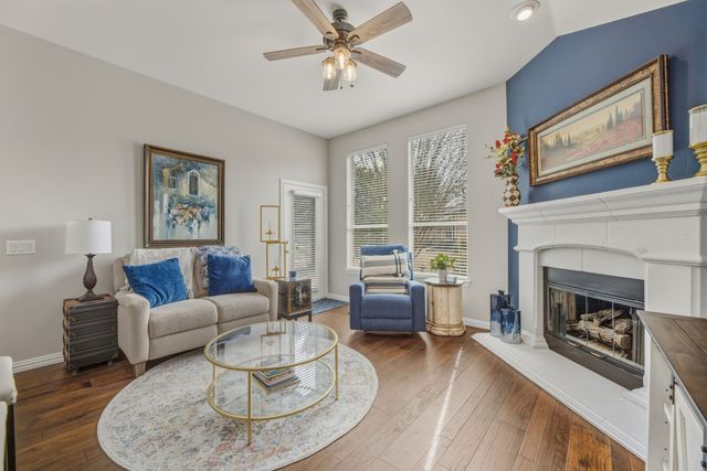 932 Cascade Drive, Fairview, TX 75069