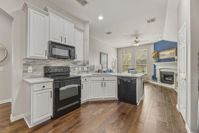 932 Cascade Drive, Fairview, TX 75069