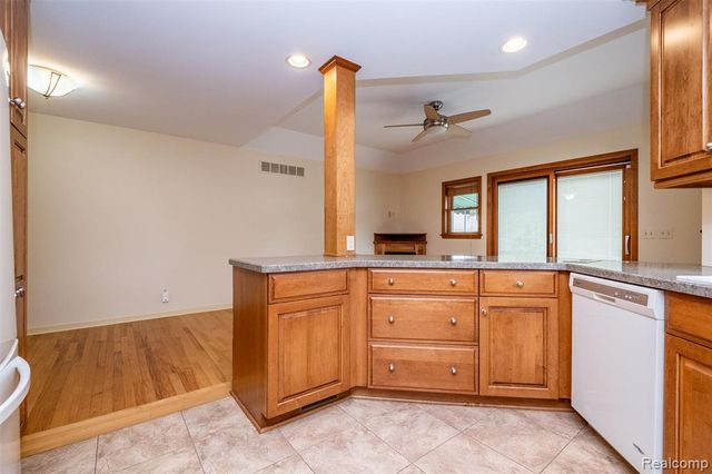 1863 Thomas Avenue, Berkley, MI 48072