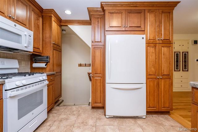 1863 Thomas Avenue, Berkley, MI 48072