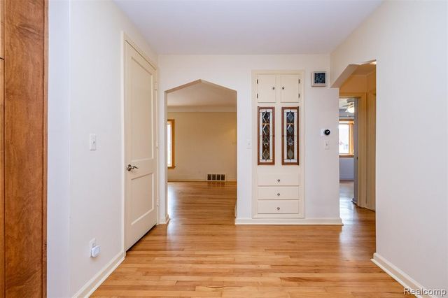 1863 Thomas Avenue, Berkley, MI 48072
