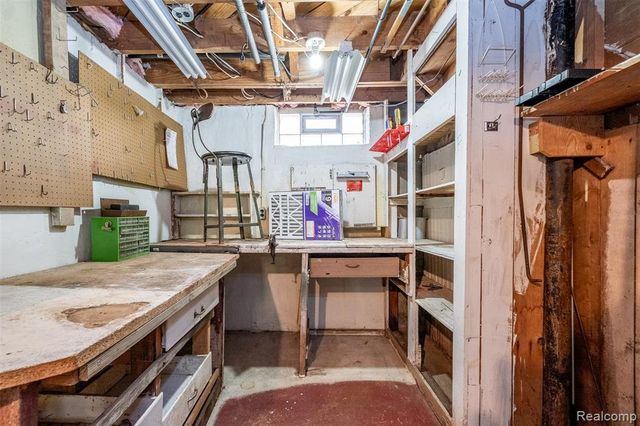 1863 Thomas Avenue, Berkley, MI 48072