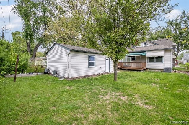 1863 Thomas Avenue, Berkley, MI 48072