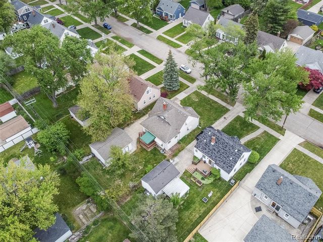 1863 Thomas Avenue, Berkley, MI 48072