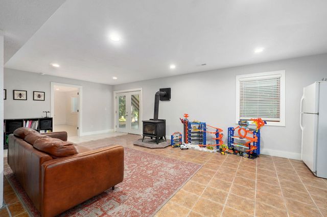 2800 W Oak Run, Ozark, MO 65721