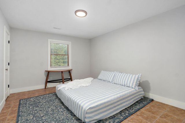 2800 W Oak Run, Ozark, MO 65721