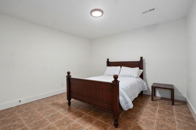 2800 W Oak Run, Ozark, MO 65721