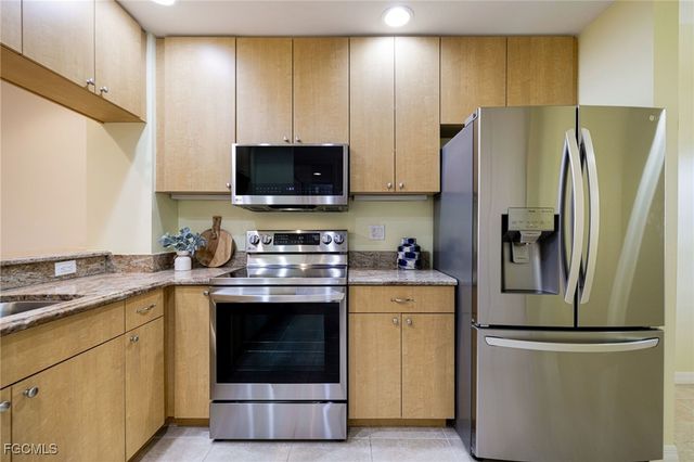 1101 Van Loon Commons CIR 304, Cape Coral, FL 33909