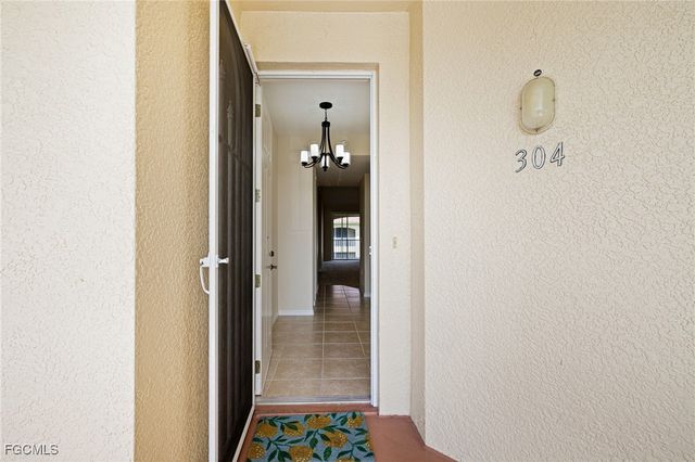 1101 Van Loon Commons CIR 304, Cape Coral, FL 33909