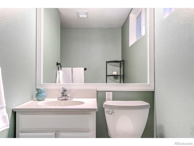 6067 Owens Street, Arvada, CO 80004