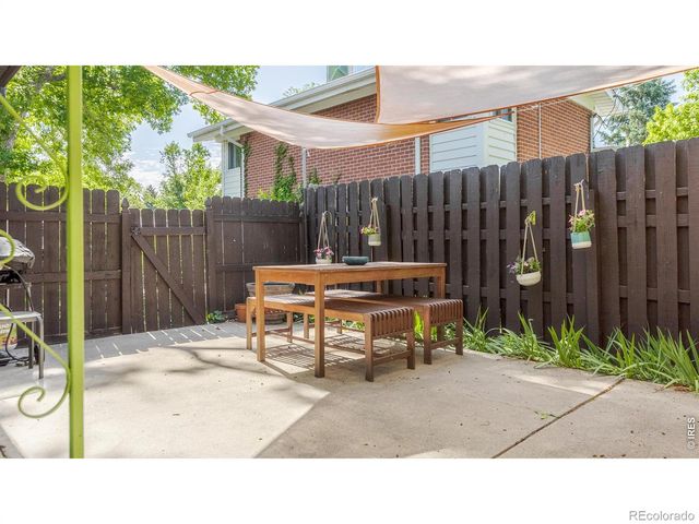 6067 Owens Street, Arvada, CO 80004