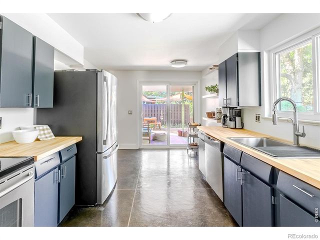 6067 Owens Street, Arvada, CO 80004