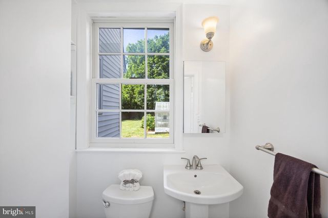 721 MAPLETON RD, Rockville, MD 20850
