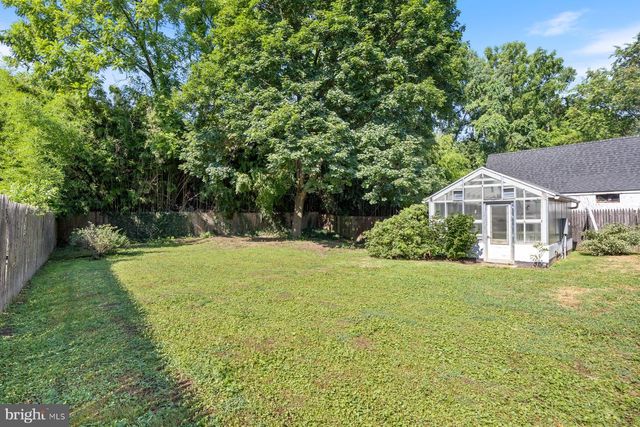 721 MAPLETON RD, Rockville, MD 20850