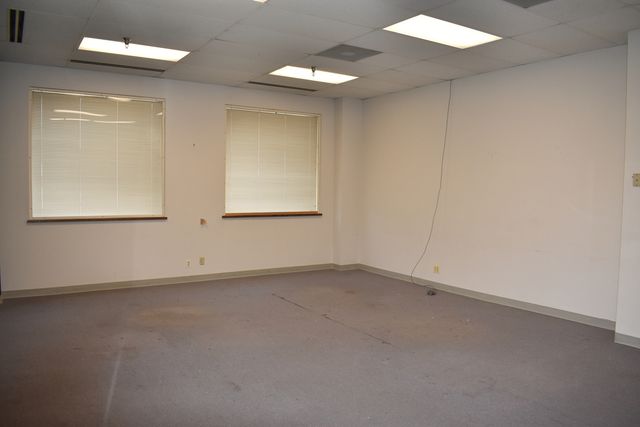 415 Washington Street 104, Waukegan, IL 60085