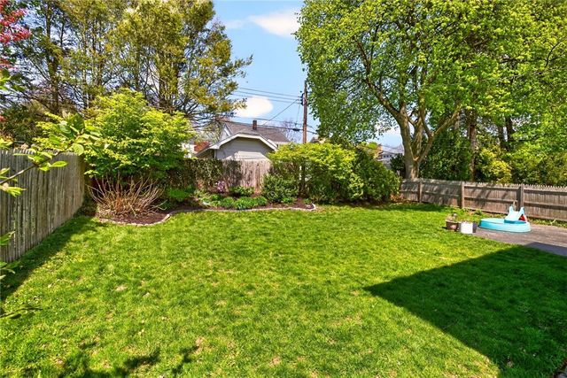 156 San Gabriel Drive, Rochester, NY 14610